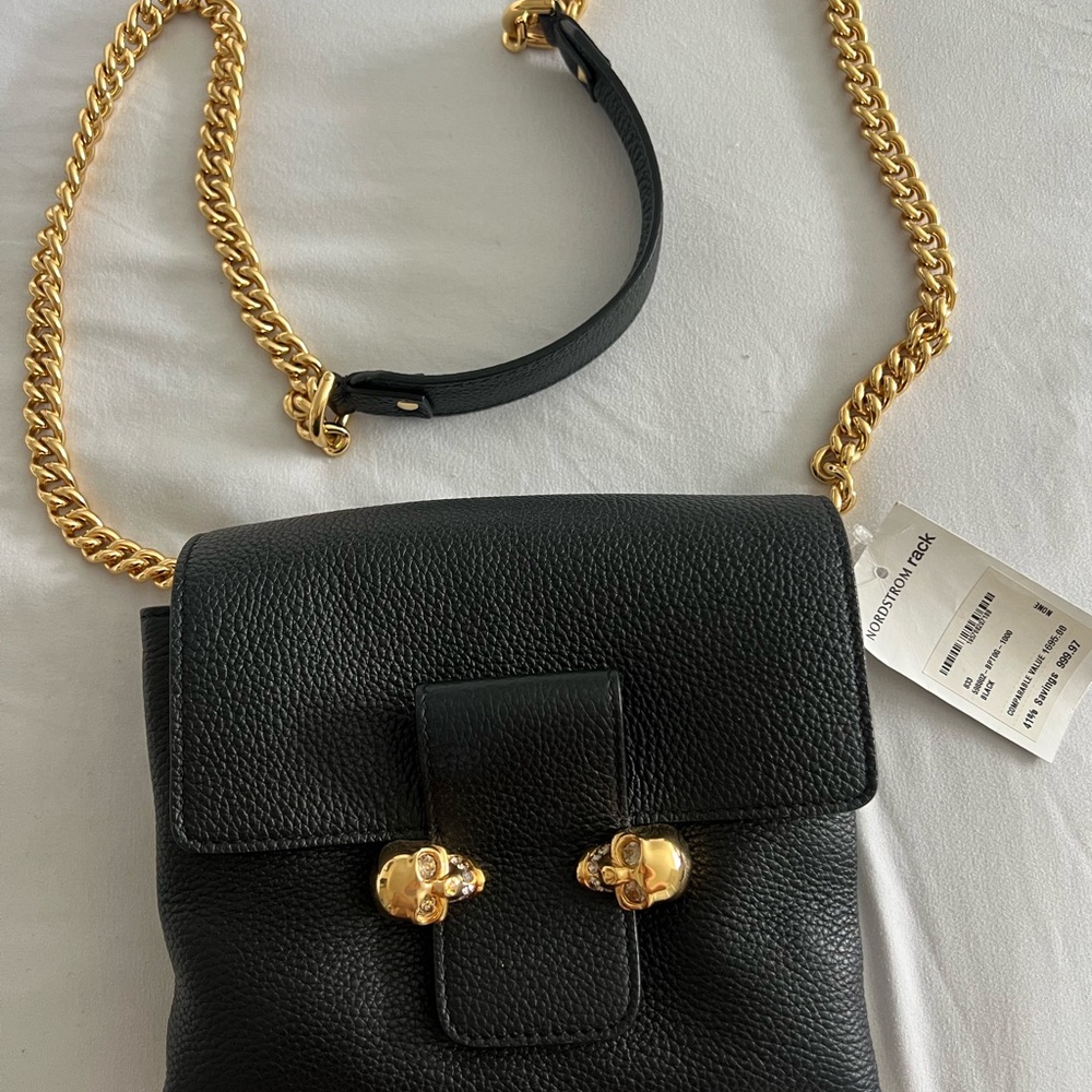 Brand new Alexander McQueen Gold Double Skull Shoulder Bag